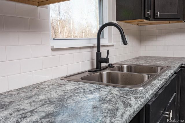 1047 39th Street, Port Huron Charter Township, MI 48060