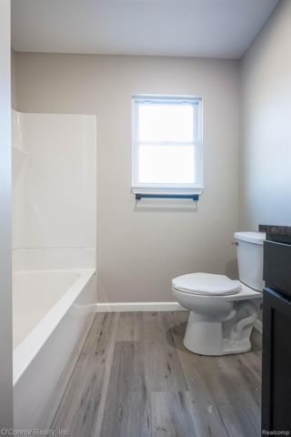 1047 39th Street, Port Huron Charter Township, MI 48060