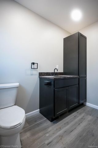 1047 39th Street, Port Huron Charter Township, MI 48060