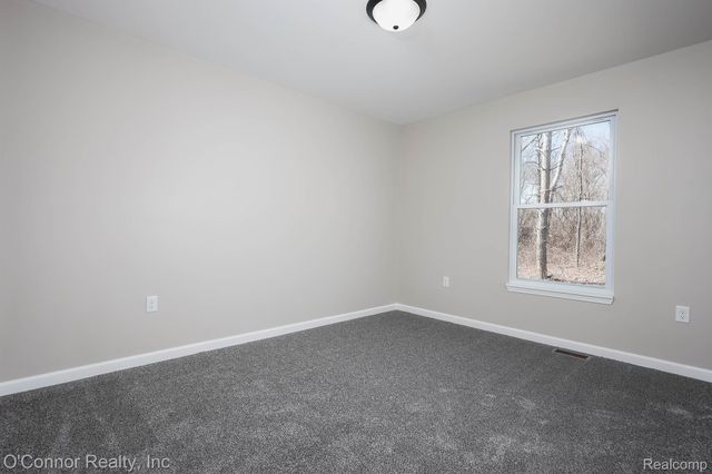 1047 39th Street, Port Huron Charter Township, MI 48060