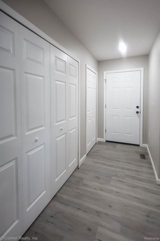 1047 39th Street, Port Huron Charter Township, MI 48060