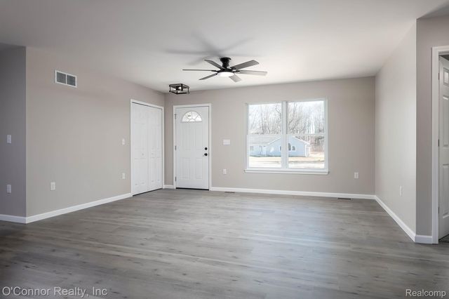 1047 39th Street, Port Huron Charter Township, MI 48060