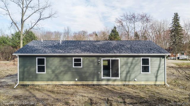 1047 39th Street, Port Huron Charter Township, MI 48060