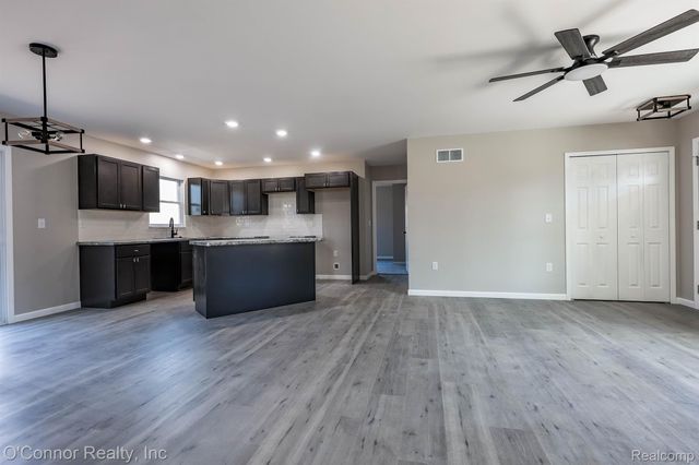 1047 39th Street, Port Huron Charter Township, MI 48060