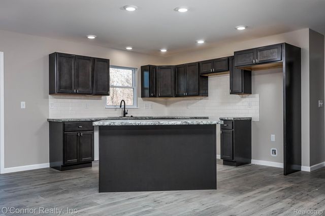 1047 39th Street, Port Huron Charter Township, MI 48060