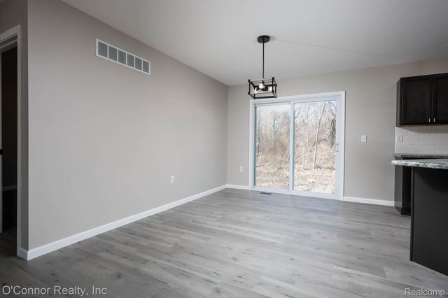 1047 39th Street, Port Huron Charter Township, MI 48060