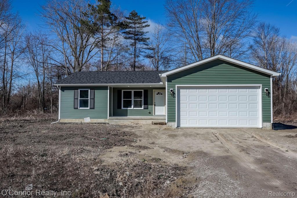 1047 39th Street, Port Huron Charter Township, MI 48060
