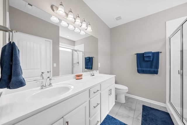 430 Clayton Ct, Pleasant View, TN 37146