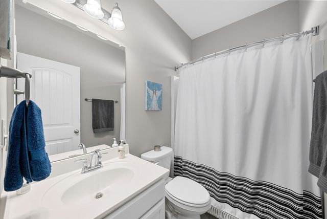 430 Clayton Ct, Pleasant View, TN 37146