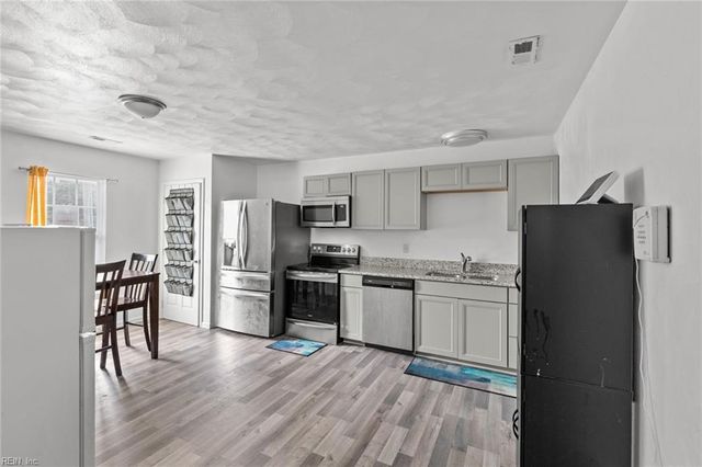 1311 24th ST, Newport News, VA 23607
