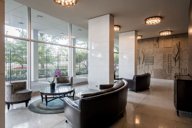 1150 N Lake Shore Drive 20E, Chicago, IL 60611