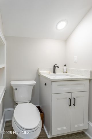 121 W Market Street, Hertford, NC 27944