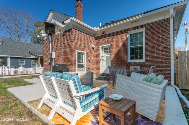 121 W Market Street, Hertford, NC 27944