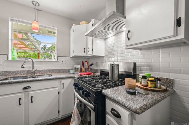 109 Pinoak St, Denham Springs, LA 70726