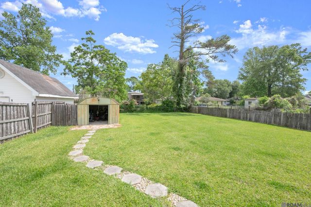 109 Pinoak St, Denham Springs, LA 70726