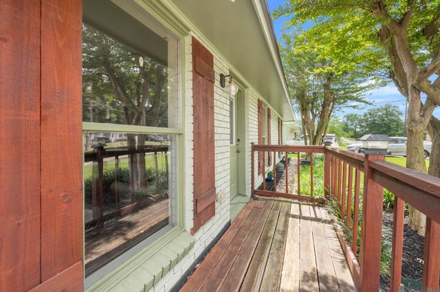 109 Pinoak St, Denham Springs, LA 70726