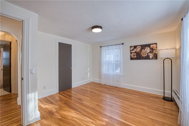 88 Pawtucket Avenue, East Providence, RI 02916