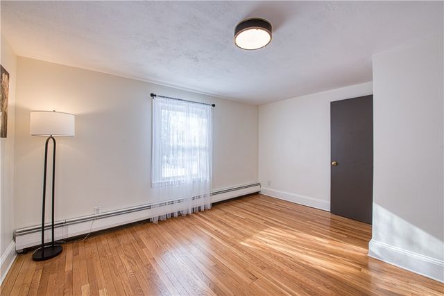 88 Pawtucket Avenue, East Providence, RI 02916