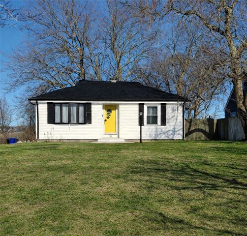 88 Pawtucket Avenue, East Providence, RI 02916