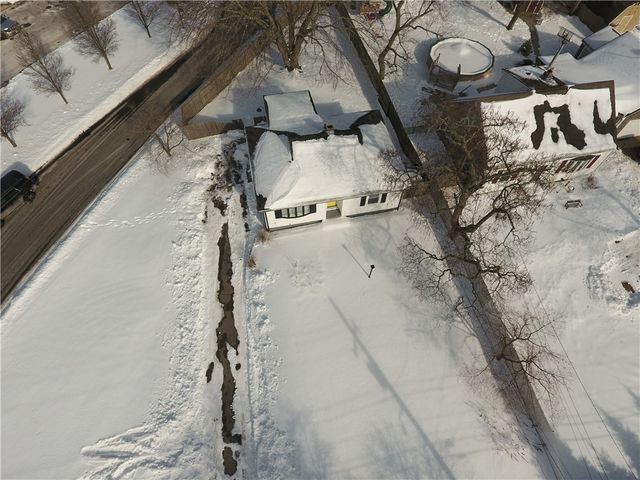 88 Pawtucket Avenue, East Providence, RI 02916