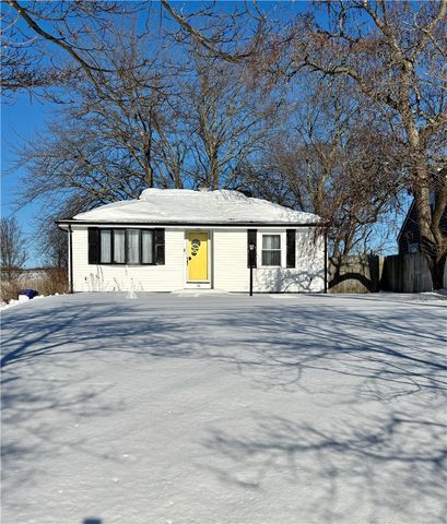 88 Pawtucket Avenue, East Providence, RI 02916