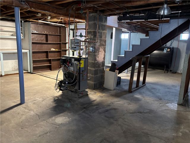 88 Pawtucket Avenue, East Providence, RI 02916