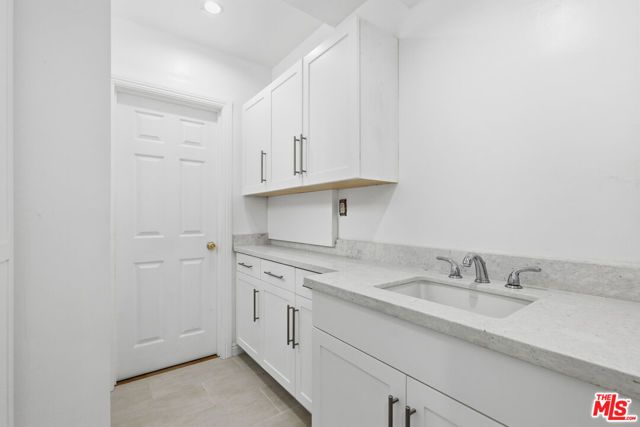 2709 Santa Monica Boulevard, Santa Monica, CA 90404