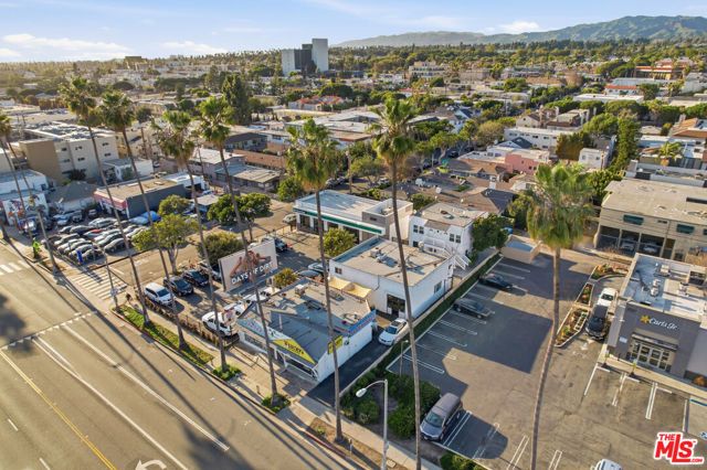 2709 Santa Monica Boulevard, Santa Monica, CA 90404