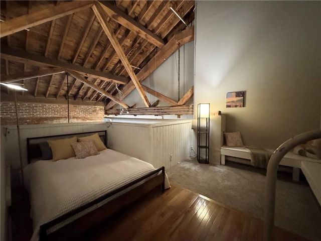 113 W 5th Street 303, Kansas City, MO 64105