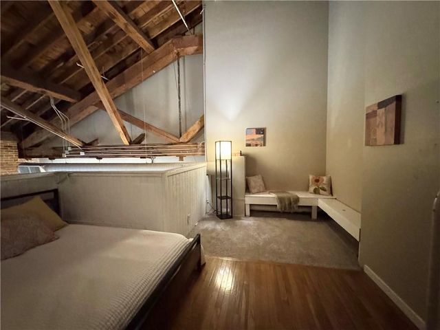 113 W 5th Street 303, Kansas City, MO 64105