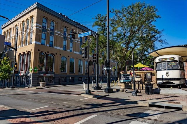 113 W 5th Street 303, Kansas City, MO 64105