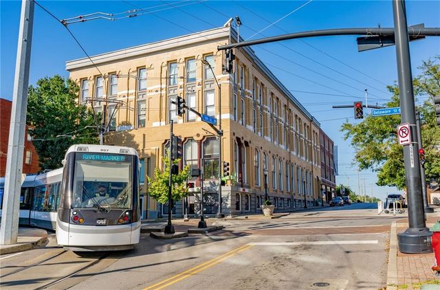 113 W 5th Street 303, Kansas City, MO 64105