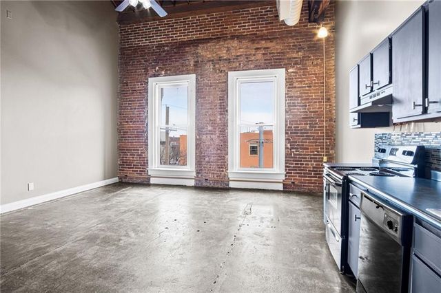 113 W 5th Street 303, Kansas City, MO 64105