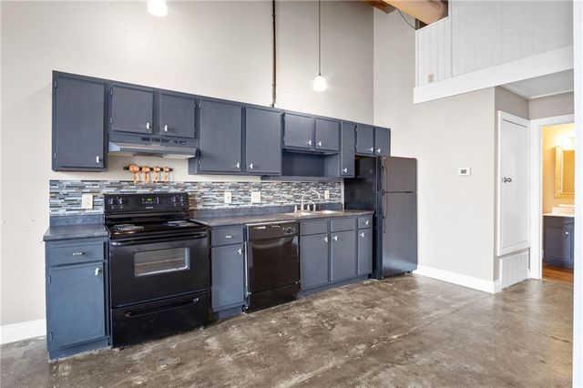 113 W 5th Street 303, Kansas City, MO 64105