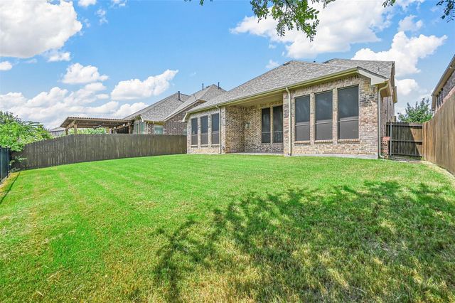 602 Whitetail Road, Euless, TX 76039