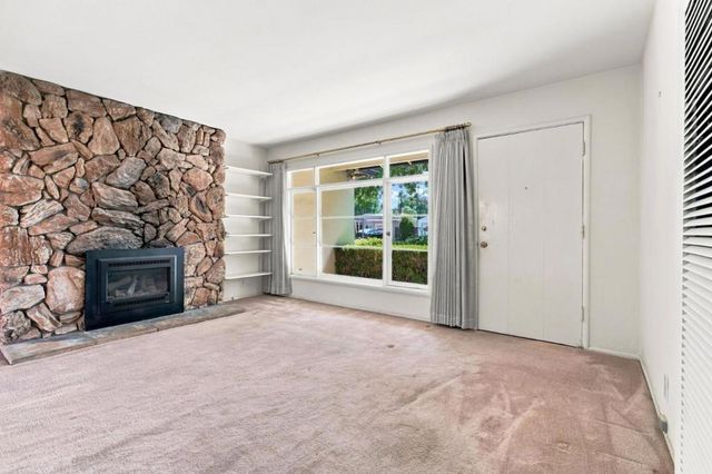333 G Street, Redwood City, CA 94063