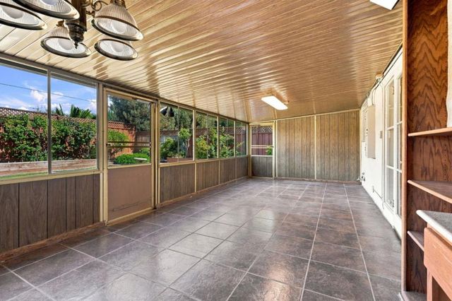 333 G Street, Redwood City, CA 94063