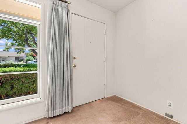 333 G Street, Redwood City, CA 94063