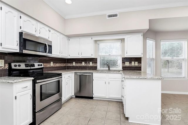 12313 Landing Green Drive, Charlotte, NC 28277