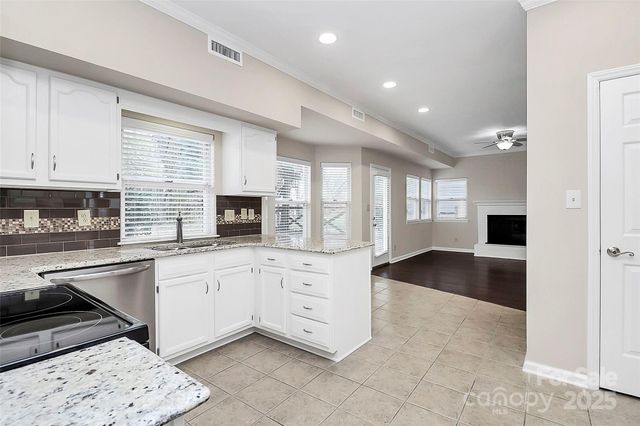 12313 Landing Green Drive, Charlotte, NC 28277