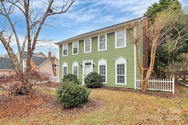 12313 Landing Green Drive, Charlotte, NC 28277