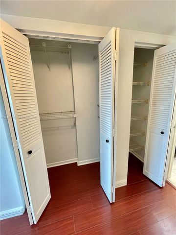919 Hillcrest Dr 302, Hollywood, FL 33021