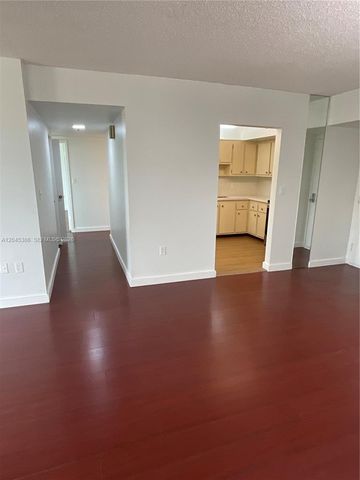 919 Hillcrest Dr 302, Hollywood, FL 33021