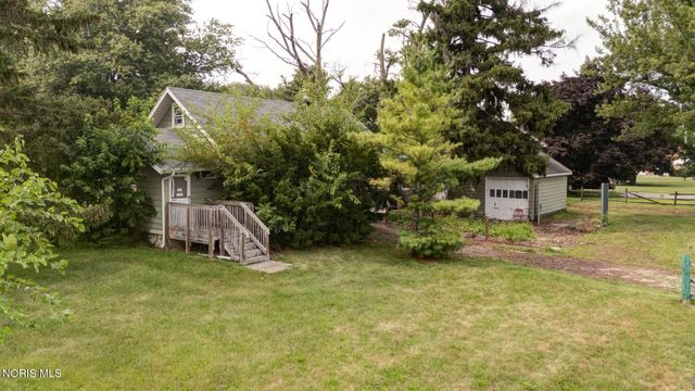5222 Banbury Drive, Toledo, OH 43615
