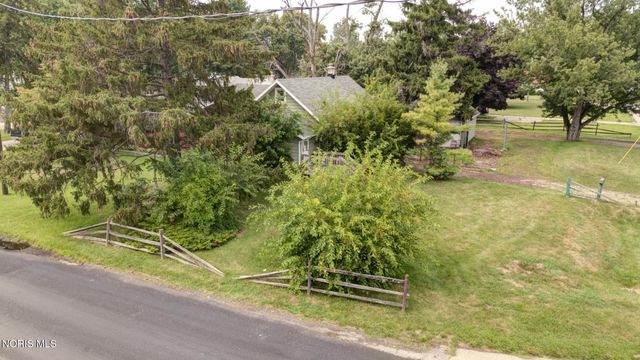 5222 Banbury Drive, Toledo, OH 43615