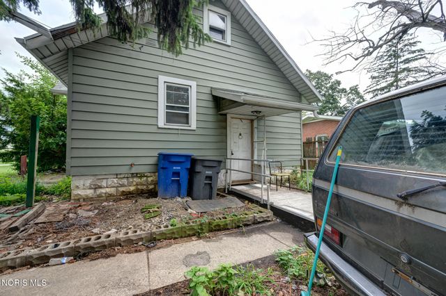 5222 Banbury Drive, Toledo, OH 43615