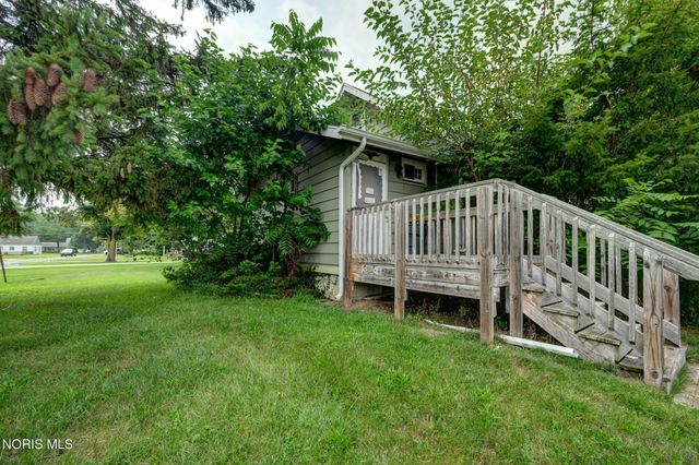 5222 Banbury Drive, Toledo, OH 43615