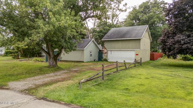 5222 Banbury Drive, Toledo, OH 43615
