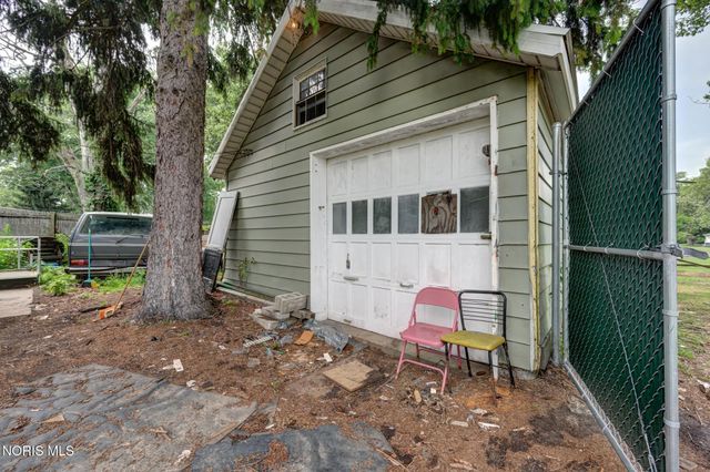 5222 Banbury Drive, Toledo, OH 43615