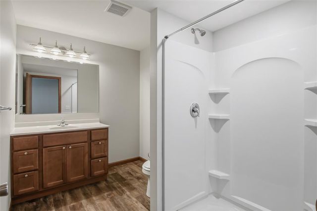 3140 W Folsom Street, Eau Claire, WI 54703